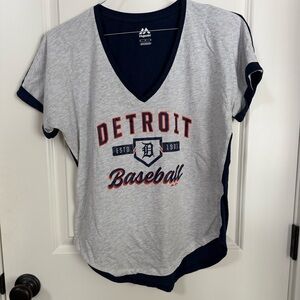 Majestic Detroit Baseball Gray and Navy Tee